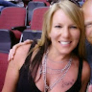 Meet your Posher, Carrie